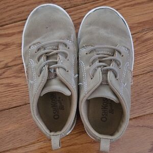 OshKosh B'gosh Kids Khaki Canvas Lace-Up Sneakers